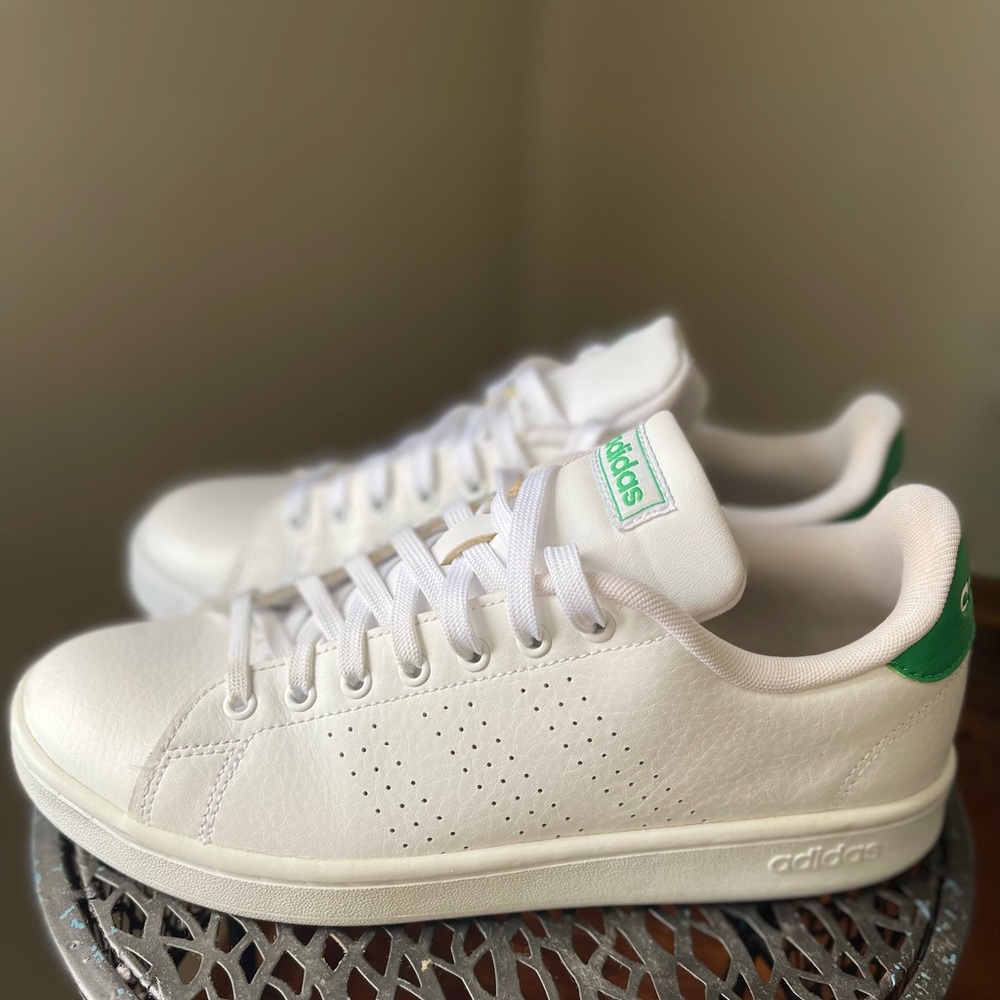 Adidas Sneakers